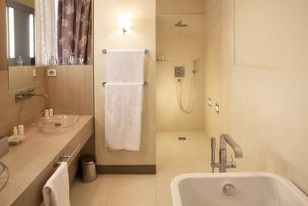 Hotel Le Paris Singulier Chambre photo